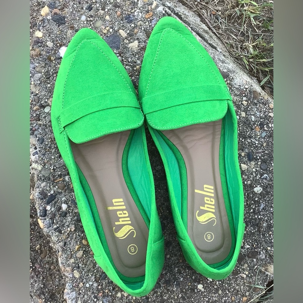 SHEIN Green Flats Modern Minimalist Loafers